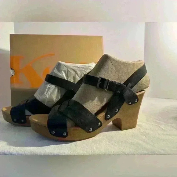 Black Leather Sandals by Korks Size 11 - Picture 10 of 10